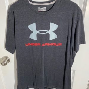 Under Armour Tshirt